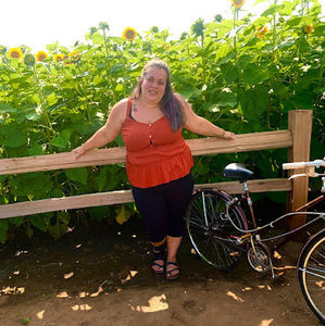 Meet your Posher, Monica